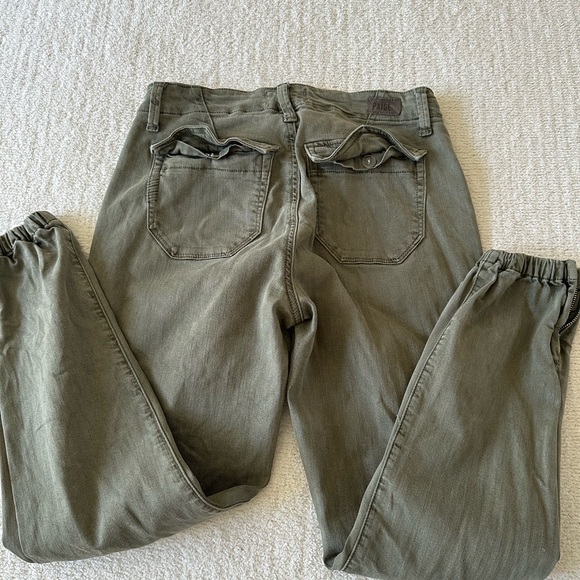 PAIGE Olive Ankle & Cropped Jeans - Picture 6 of 6